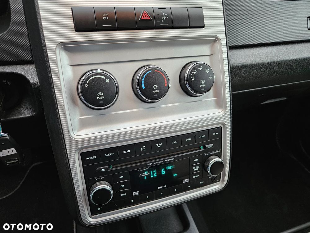 Dodge Journey 2.0 CRD Cool Family - 25