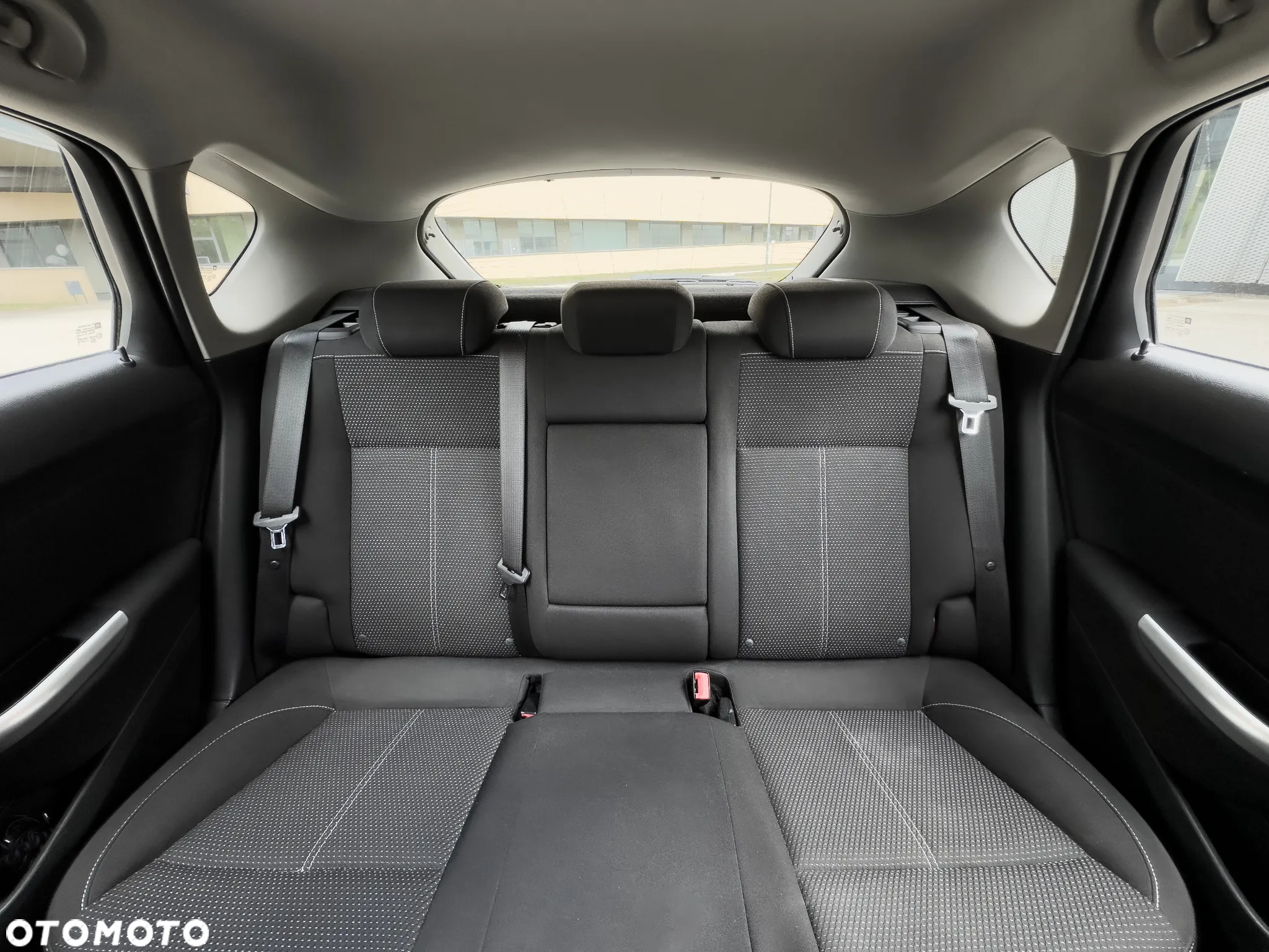 Opel Astra IV 1.4 T Cosmo S&S - 15