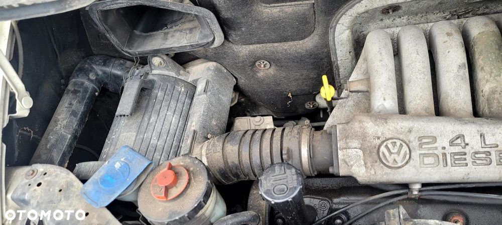 Volkswagen T4 na części 2,4 Diesel - 24