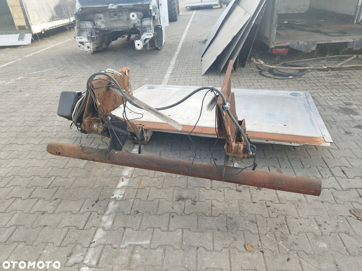 WINDA LADUNKOWA PLATFORMA SILOWNIKI POMPA 252CM X 180CM 750KG - 5