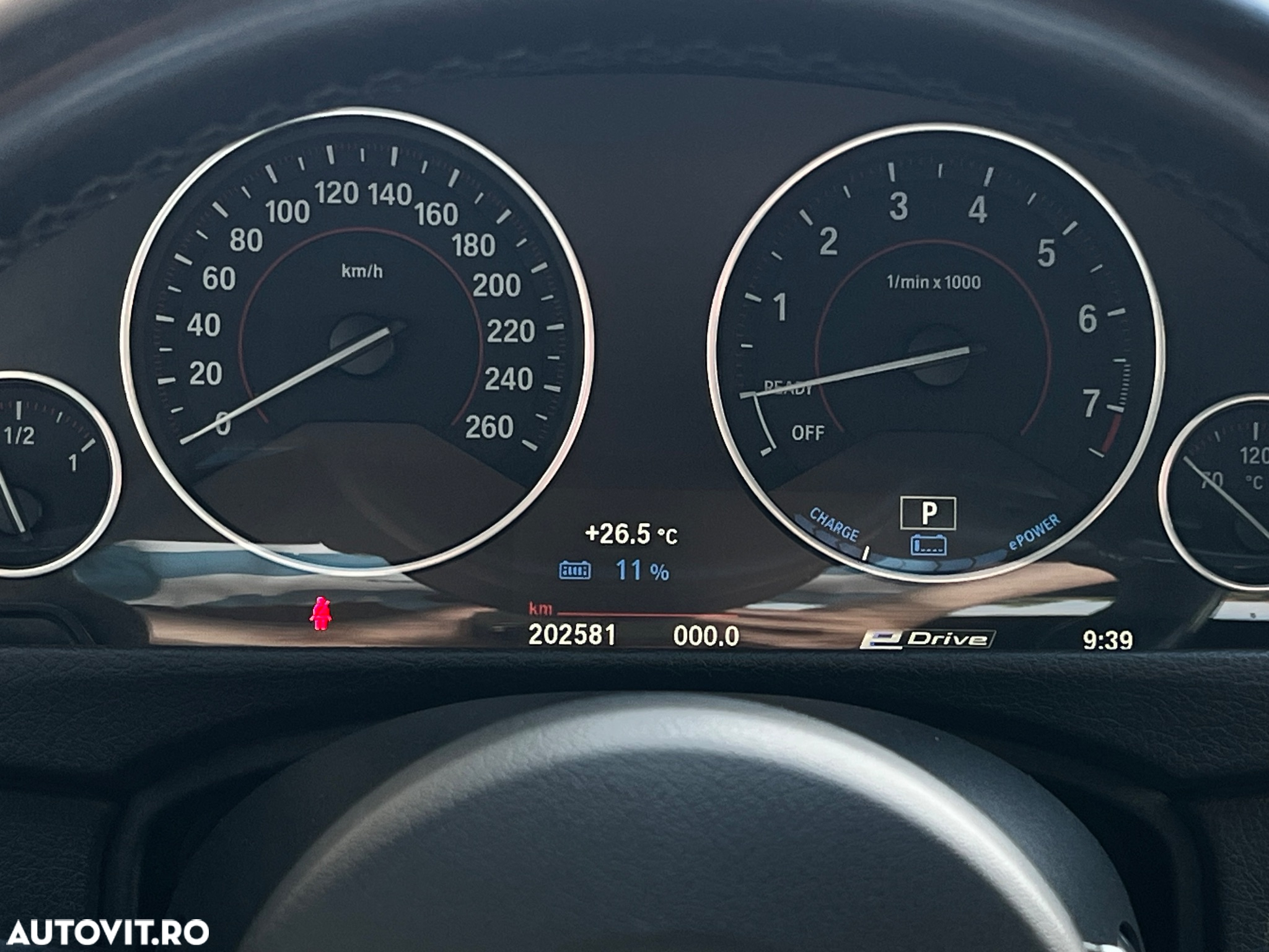 BMW Seria 3 330e AT PHEV - 24