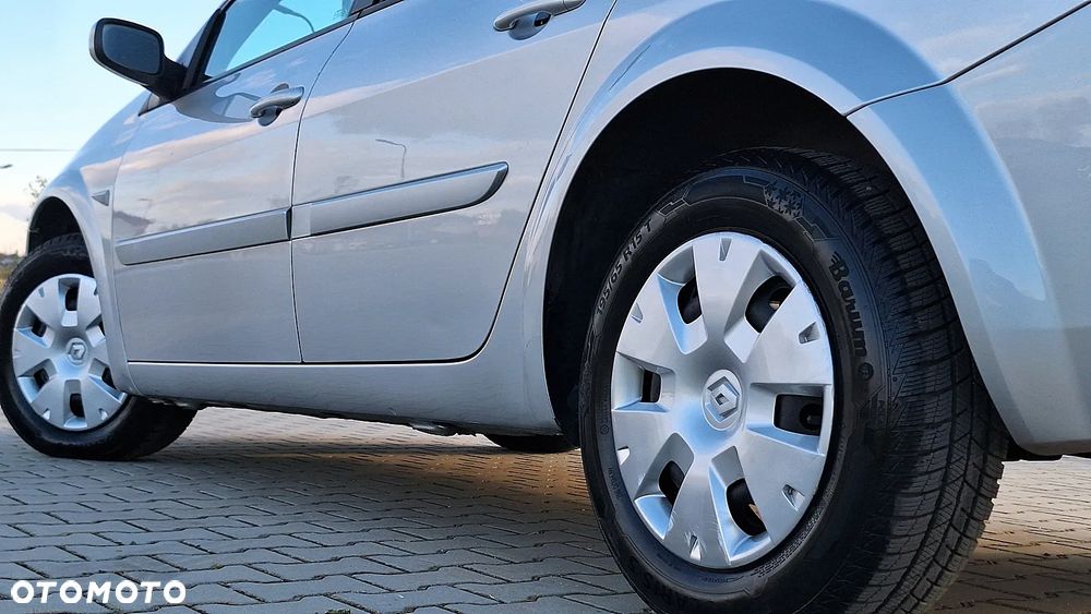 Renault Megane 1.6 16V 100 Authentique - 7