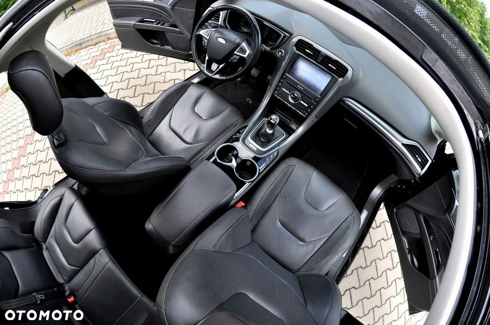 Ford Mondeo 2.0 TDCi STart-Stopp Titanium - 21