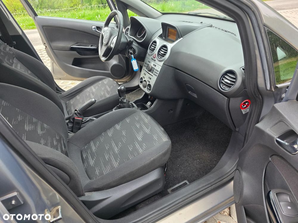 Opel Corsa 1.2 16V Enjoy - 12