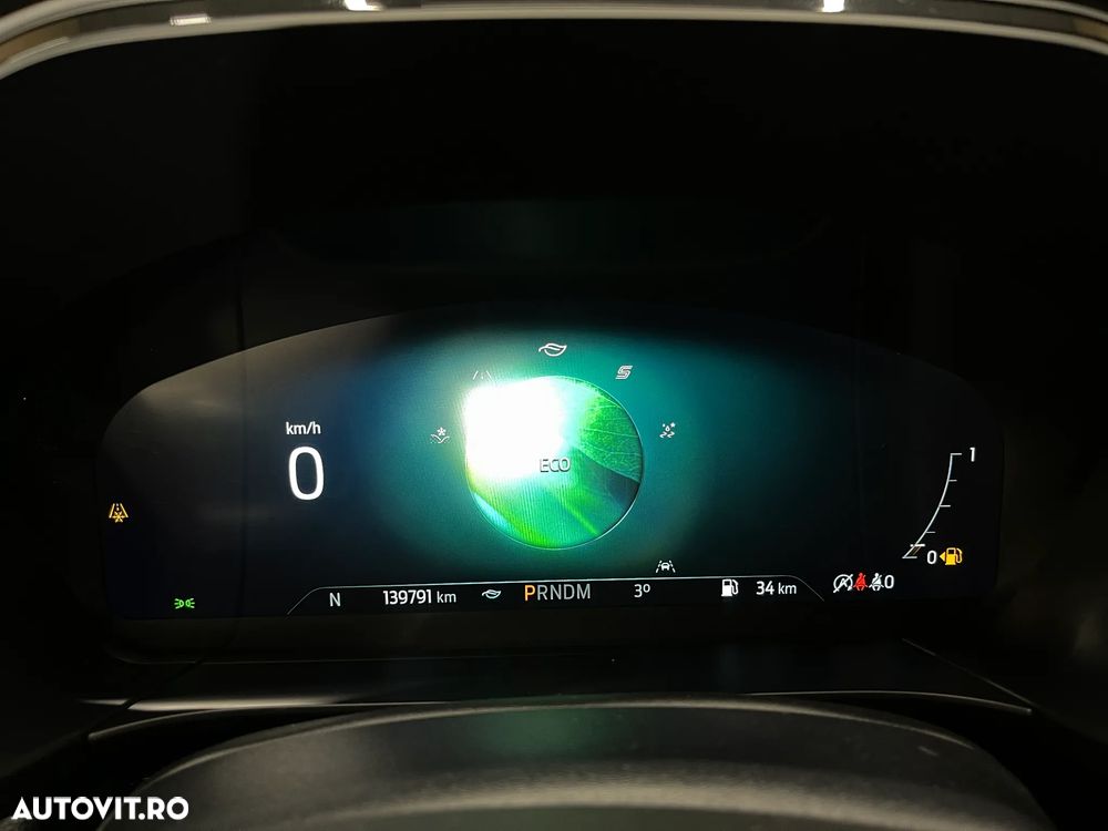 Ford Kuga 2.0 EcoBlue A8 AWD ST Line - 32