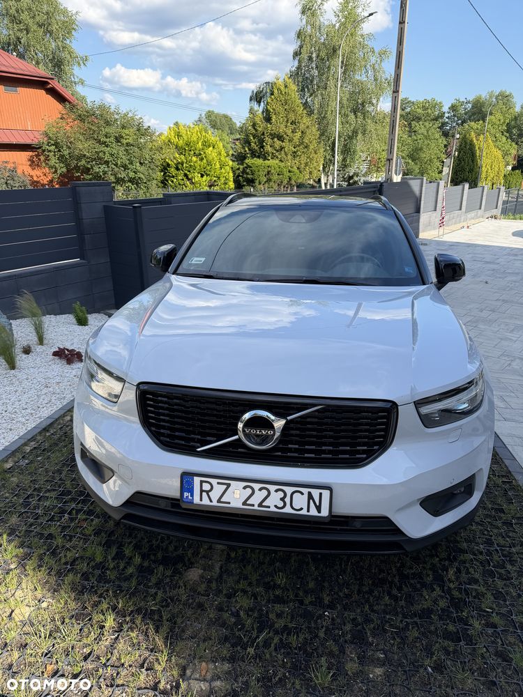 Volvo XC 40 T5 AWD R-Design - 2