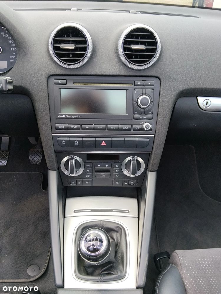 Audi A3 Cabrio 2.0 TDI DPF S Line Sportpaket (plus) - 8
