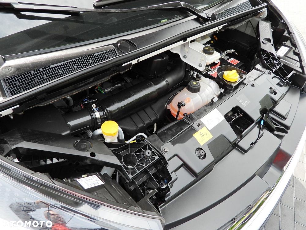 Renault TRAFIC  FURGON CHŁODNIA  0*C TEMPOMAT LEDY KLIMATYZACJA  120KM - 27