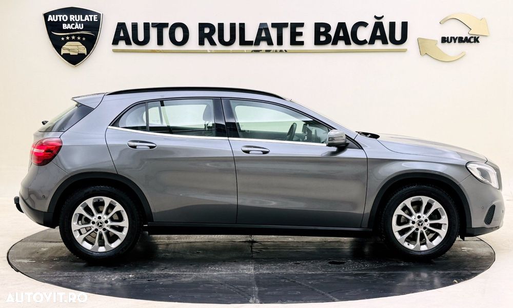 Mercedes-Benz GLA - 4