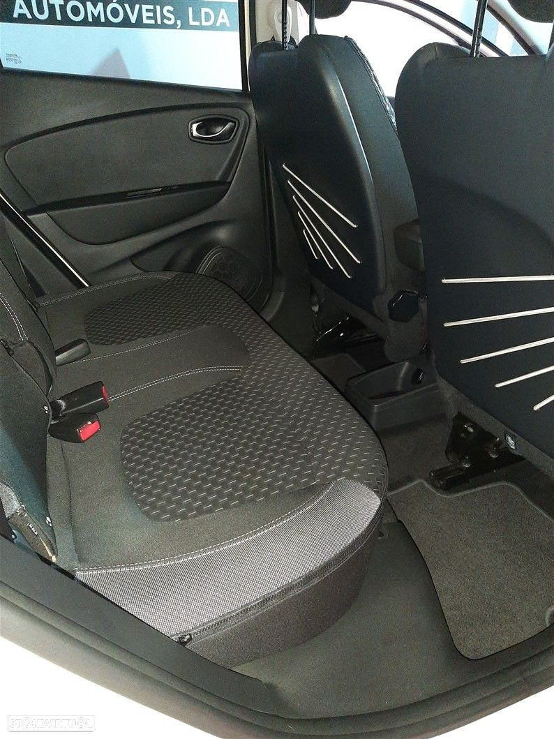 Renault Captur 0.9 TCE Exclusive - 25