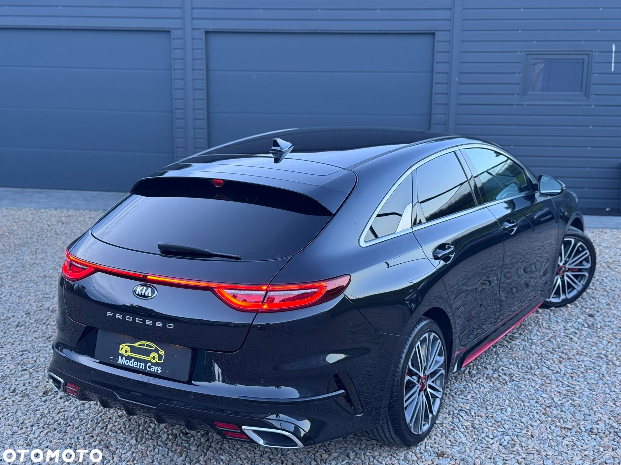 Kia ProCeed 1.6 T-GDI GT DCT - 11