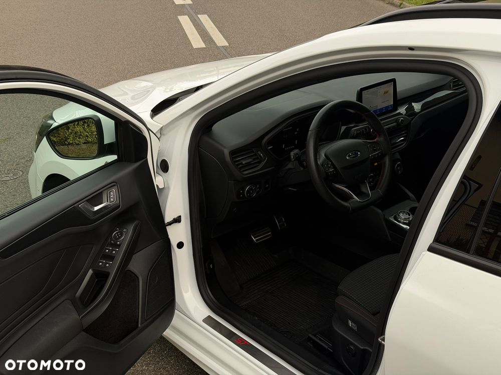 Ford Focus 2.0 TDCi ST-Line Black ASS PowerShift - 29