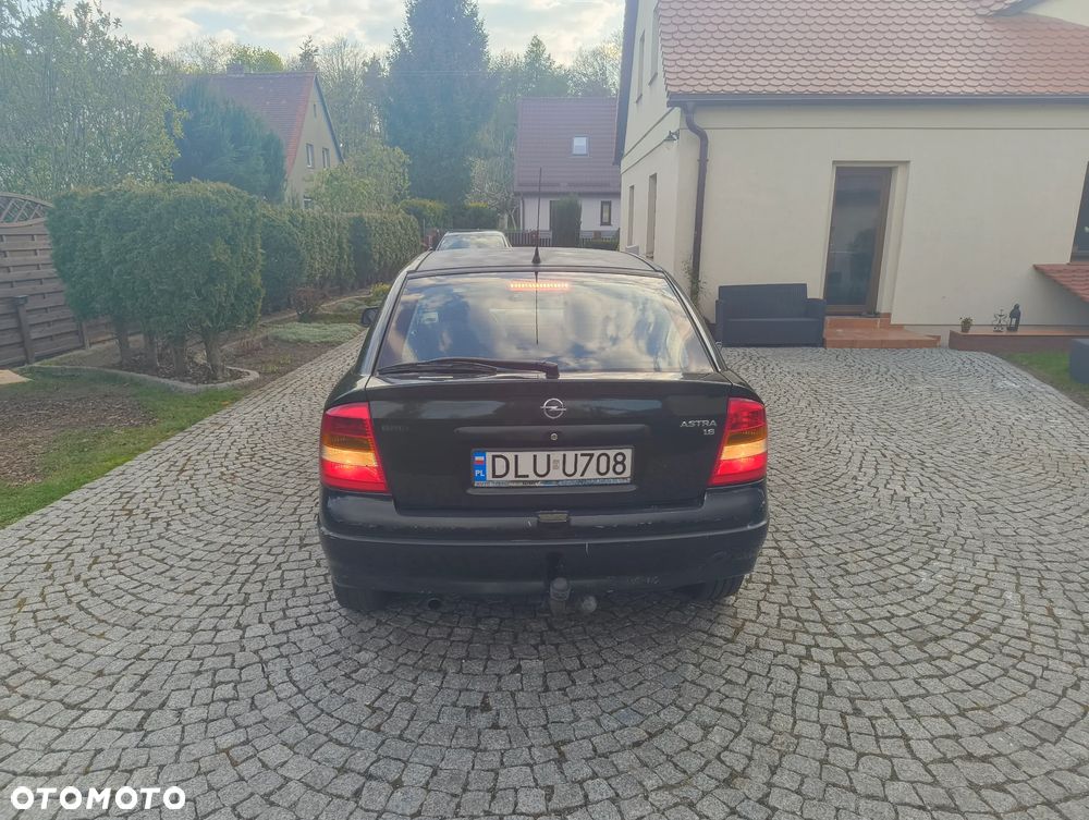 Opel Astra 1.6 - 1