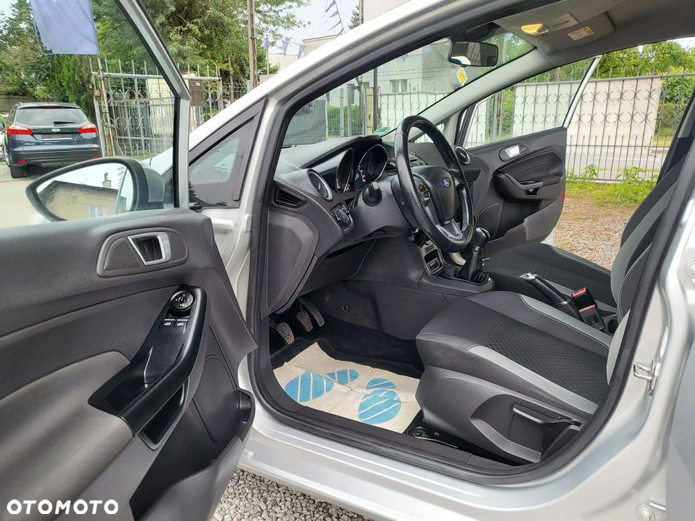 Ford Fiesta - 13