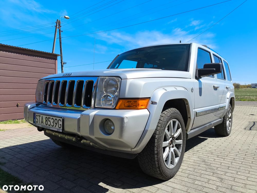 Jeep Grand Cherokee - 1