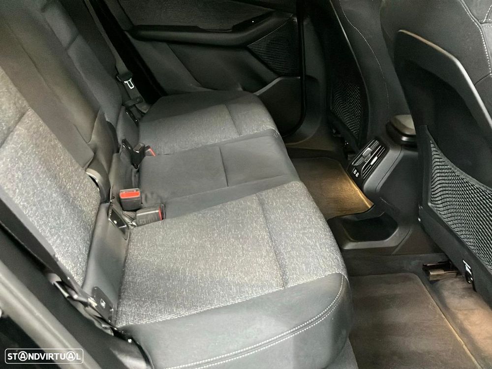 BMW 225xe Active Tourer - 18