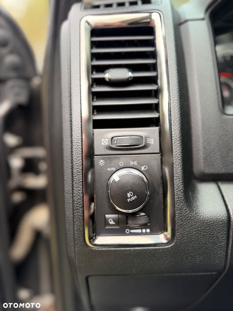 Dodge RAM 5.7 4x4 - 11