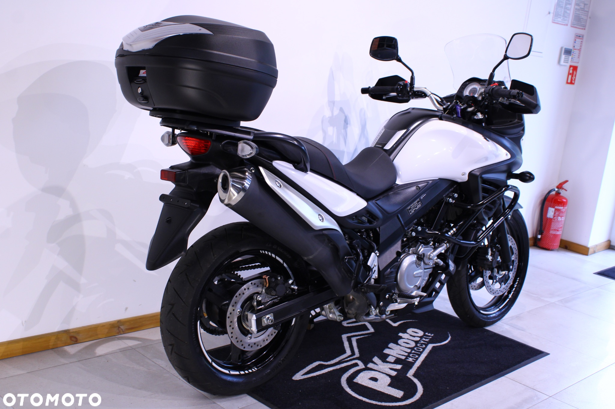Suzuki DL - 5