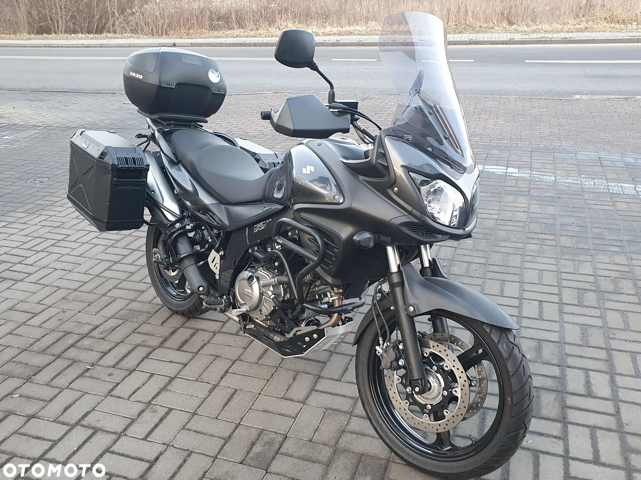 Suzuki V-STROM - 9