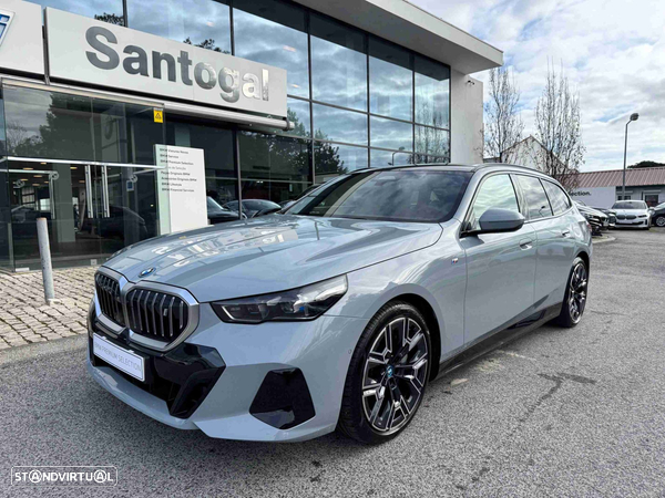 BMW i5 Touring eDrive40