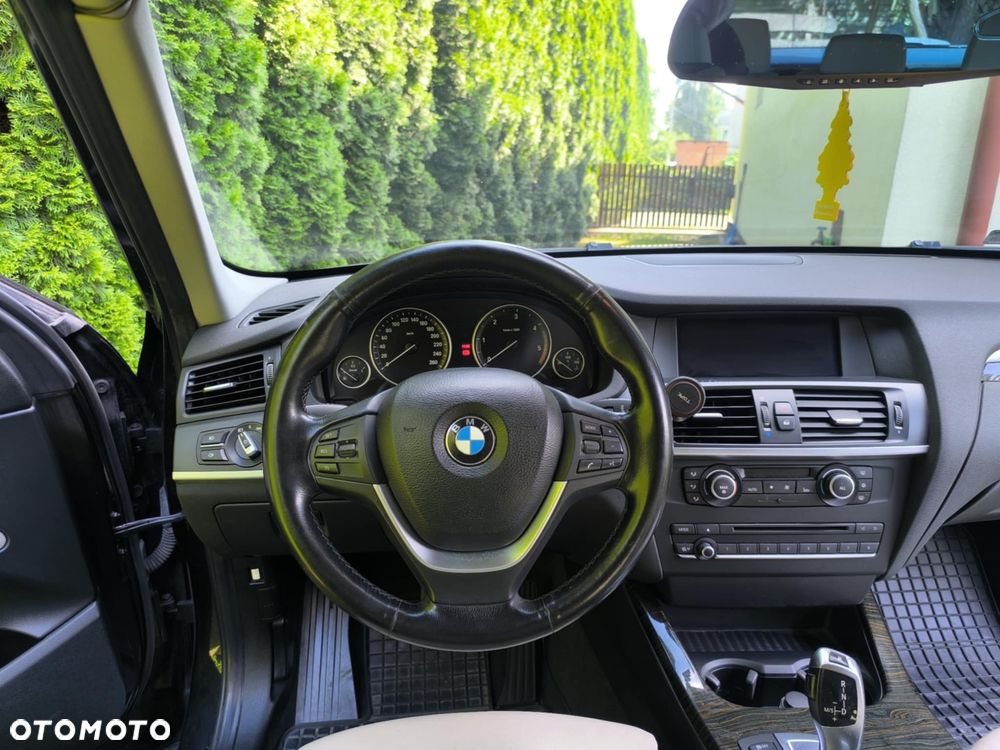 BMW X3 xDrive20d - 11