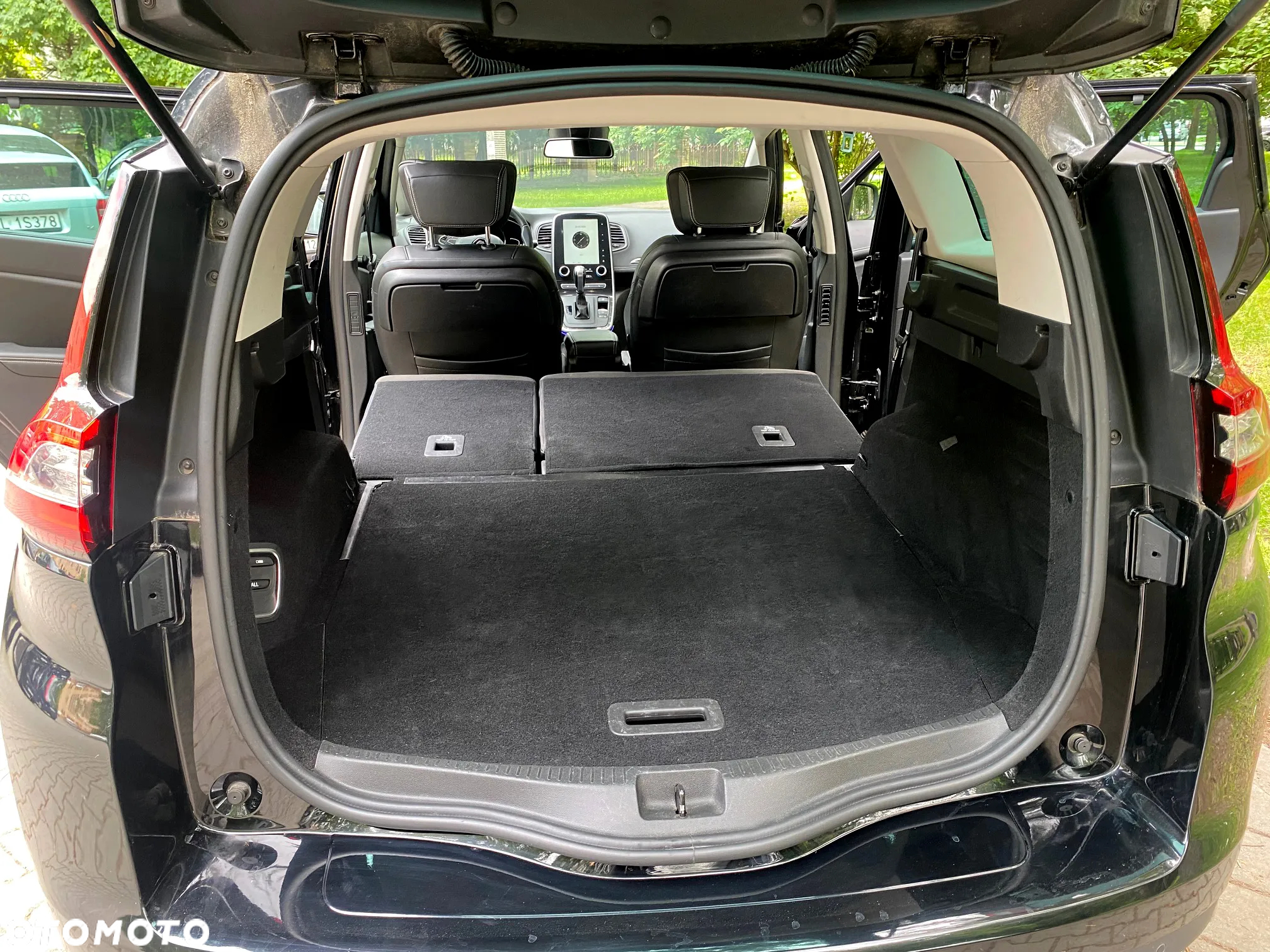 Renault Grand Scenic Gr 1.5 dCi Bose EDition EDC - 24