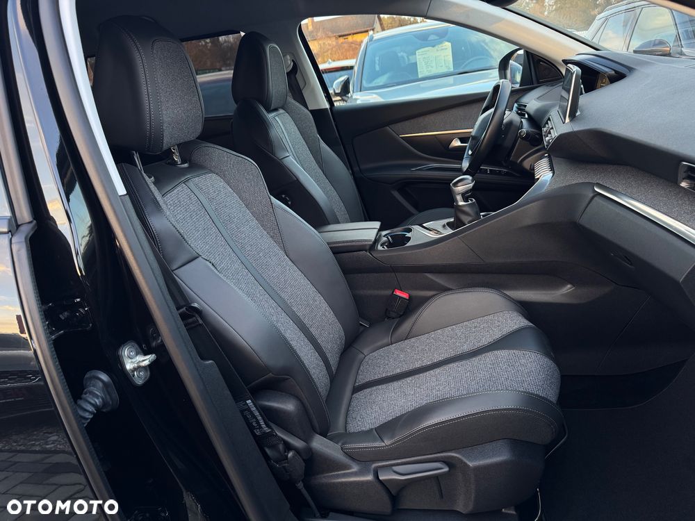 Peugeot 5008 BlueHDi 130 Allure Pack - 25