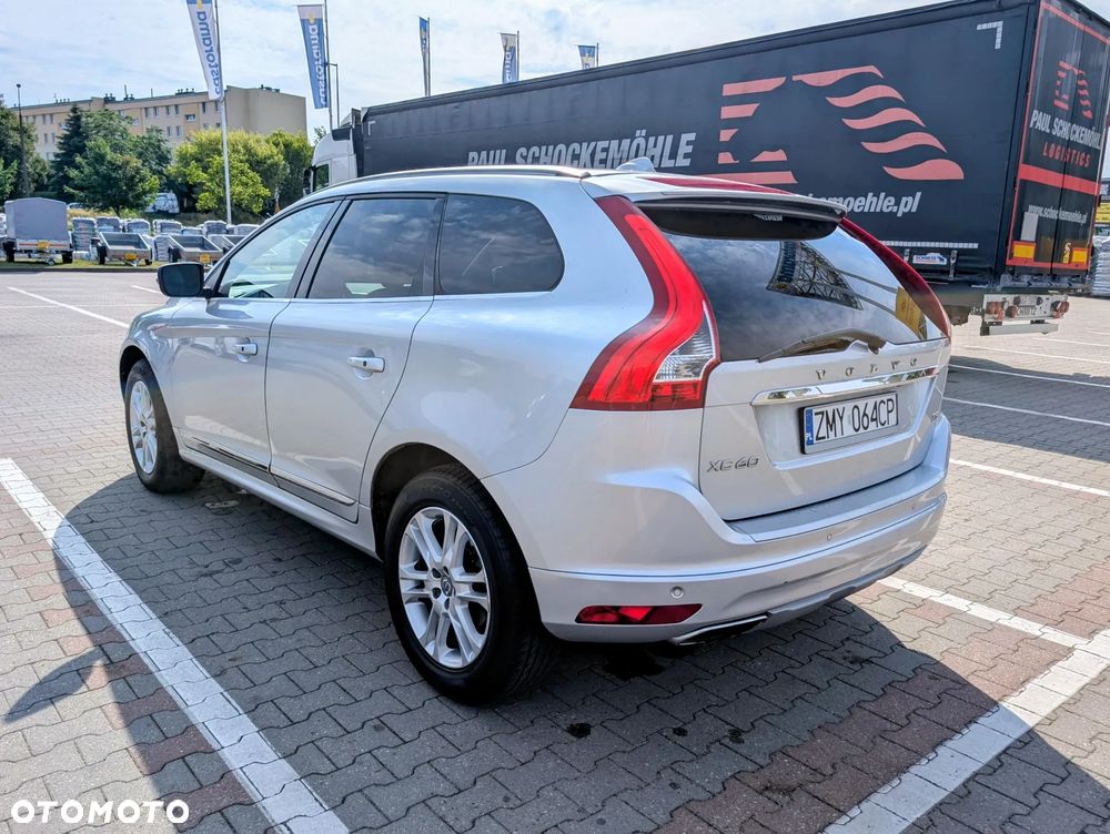 Volvo XC 60 T5 Drive-E Ocean Race - 10