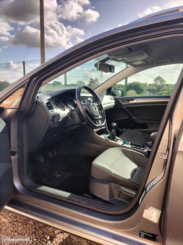 VW Golf Variant 1.6 TDi BlueMotion Confortline - 6