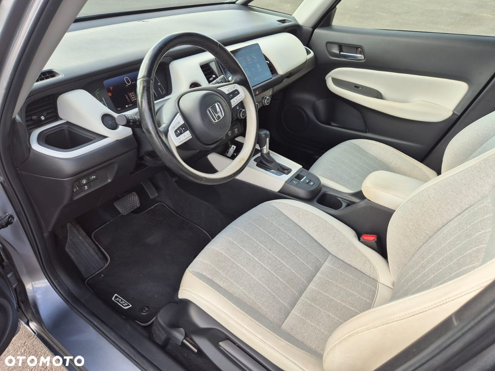 Honda Jazz 1.5 i-MMD Executive - 10