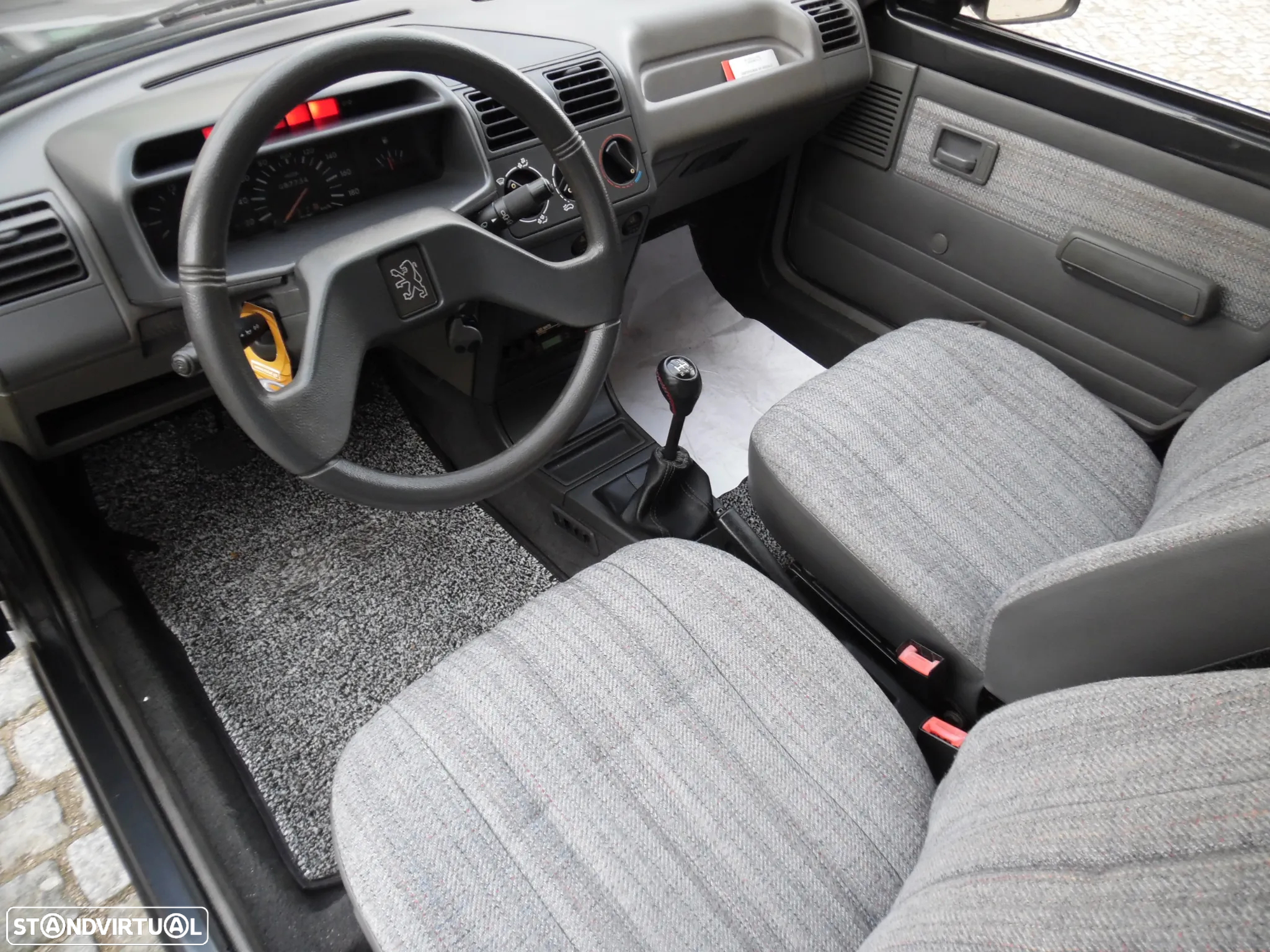 Peugeot 205 1.1 GR - 25