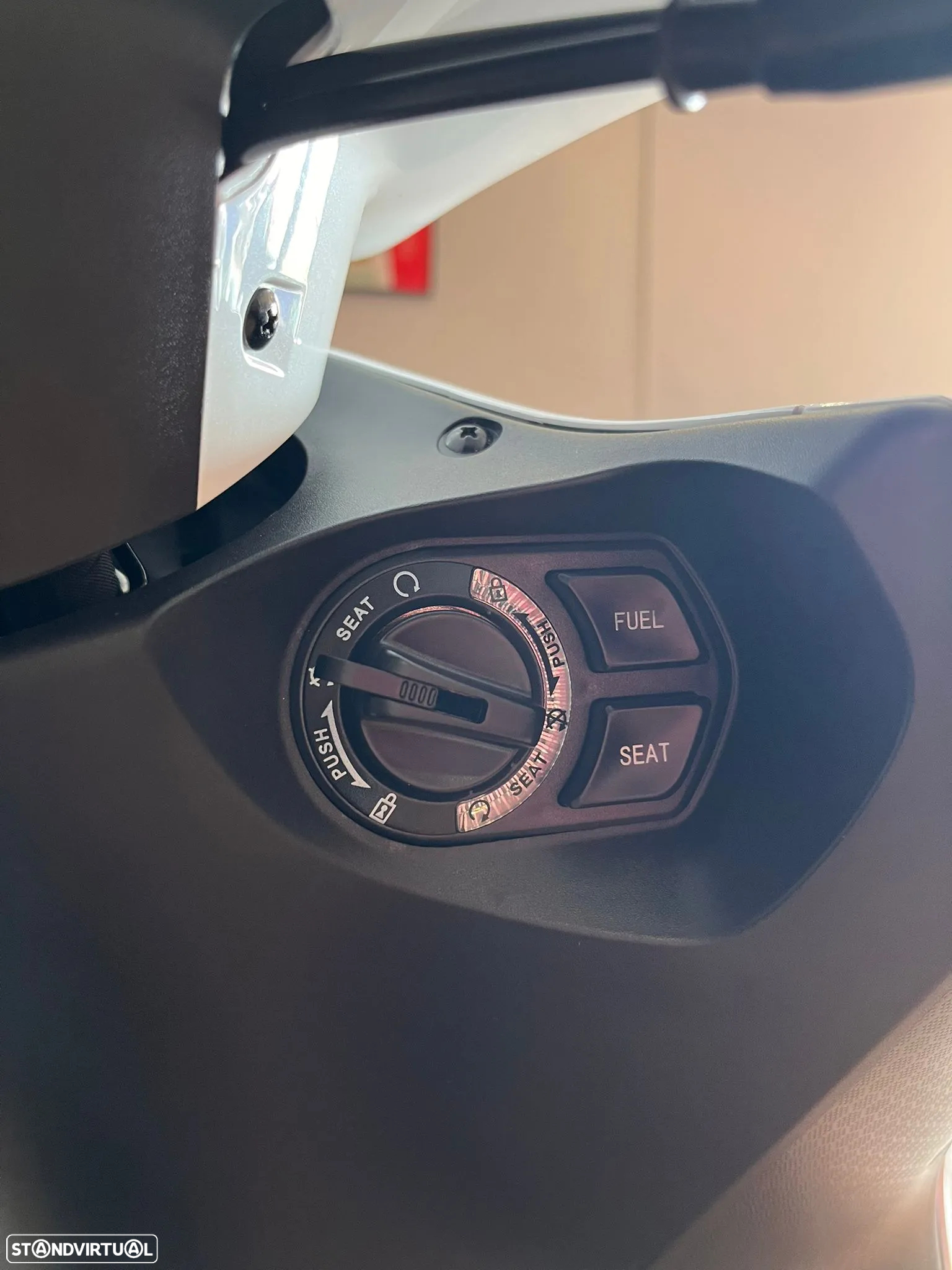 QJ Motor SQ 16 - COM OFERTA TOPCASE + EQUIPAMENTO - 10