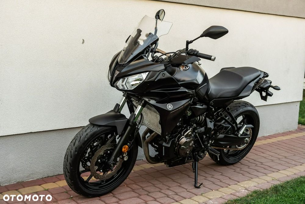 Yamaha MT - 6
