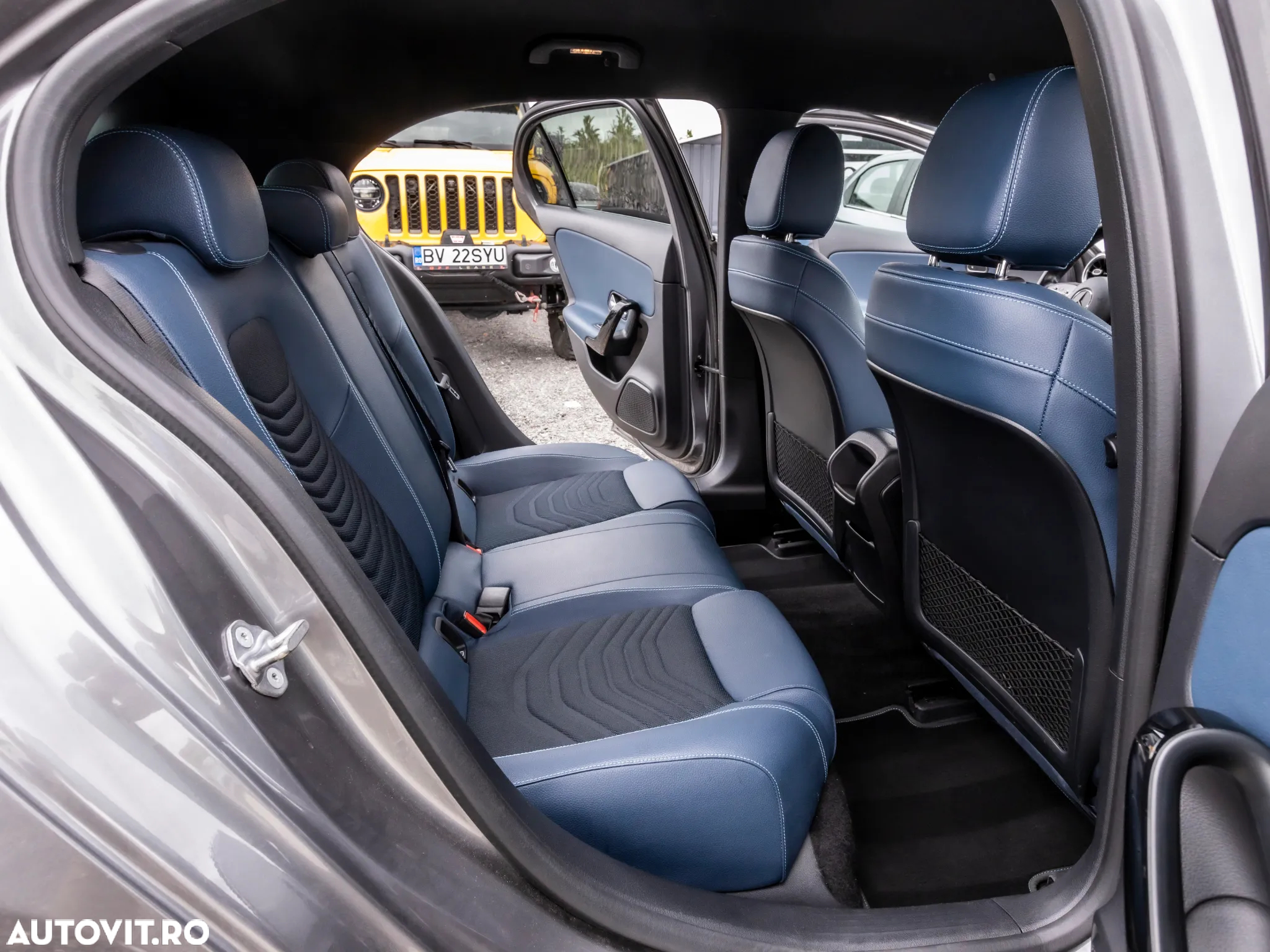 Mercedes-Benz A 180 7G-DCT - 6