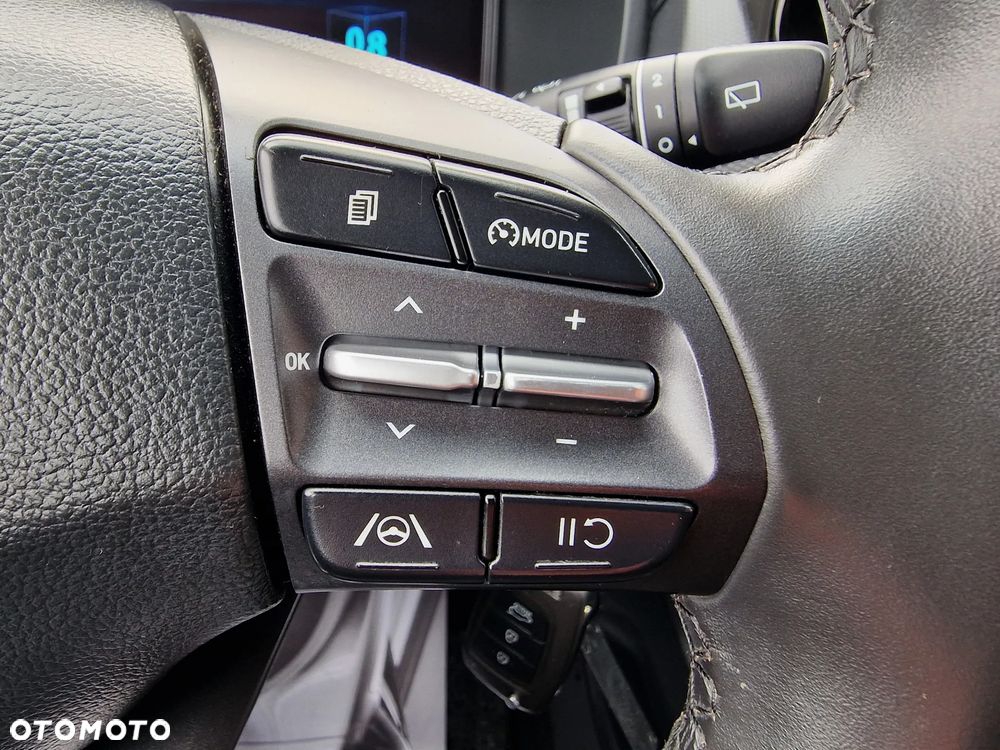 Hyundai Kona 1.6 CRDi 48V-Hybrid Select - 32