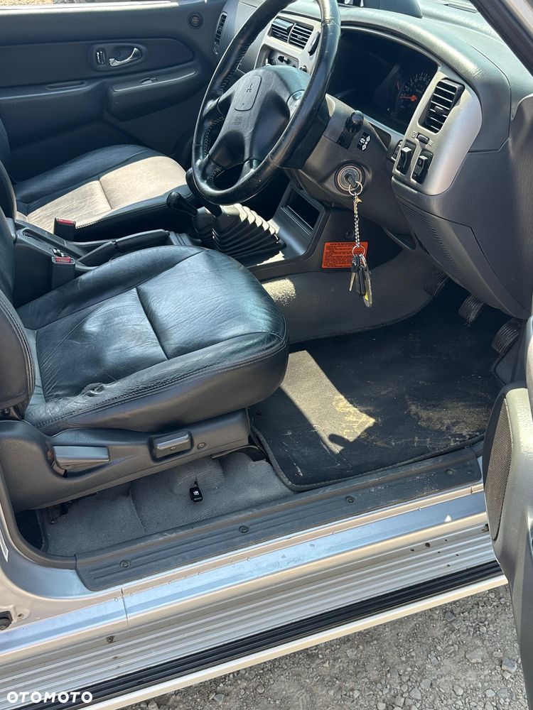 Mitsubishi L200 - 7