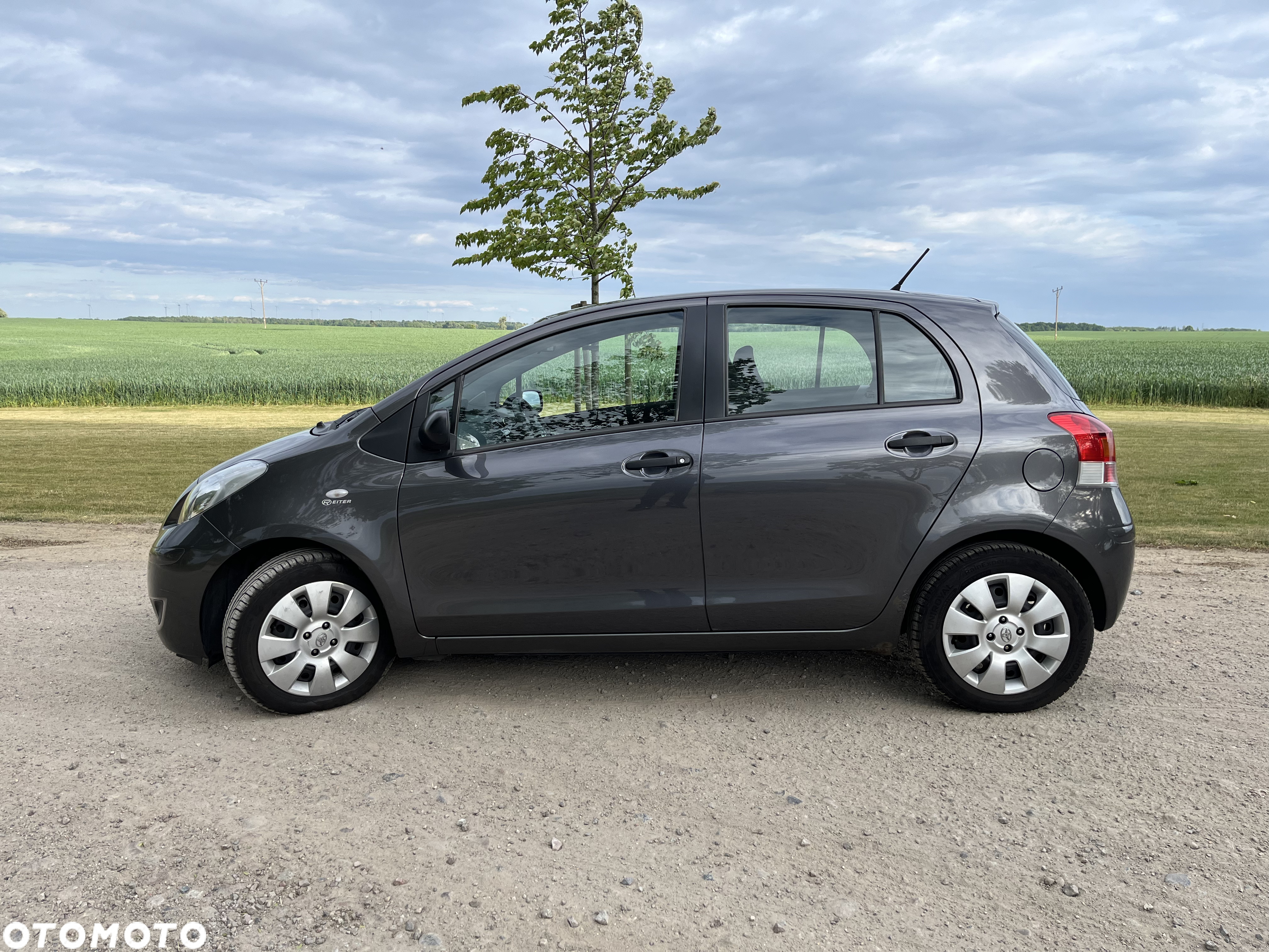 Toyota Yaris 1.33 Luna - 4