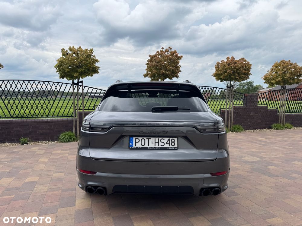 Porsche Cayenne GTS - 7