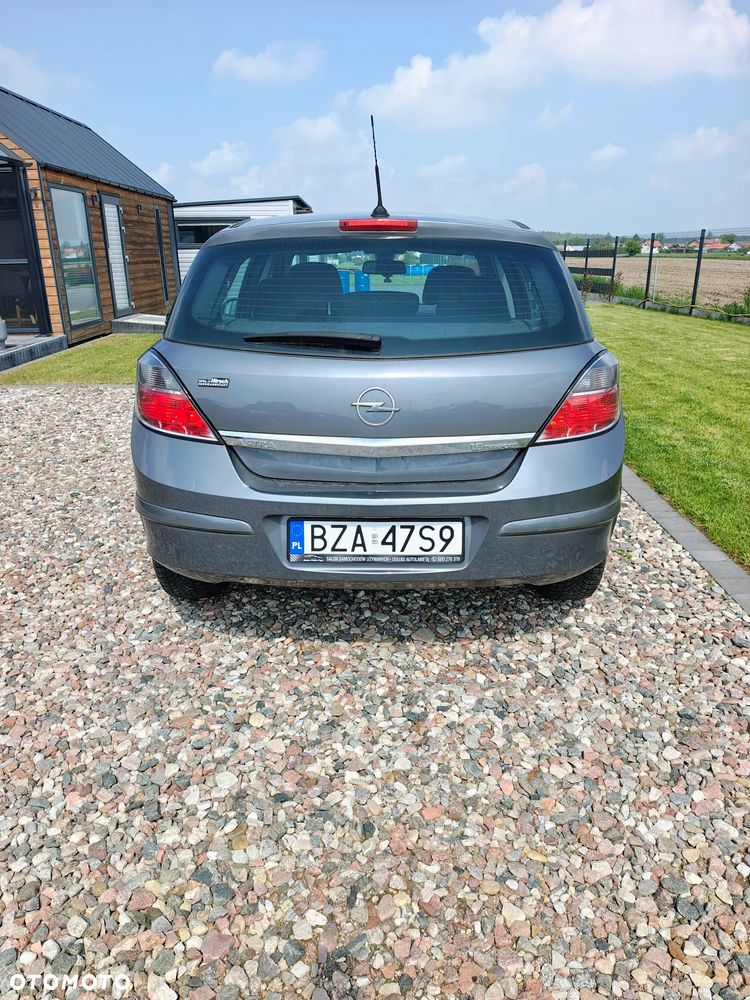 Opel Astra - 2