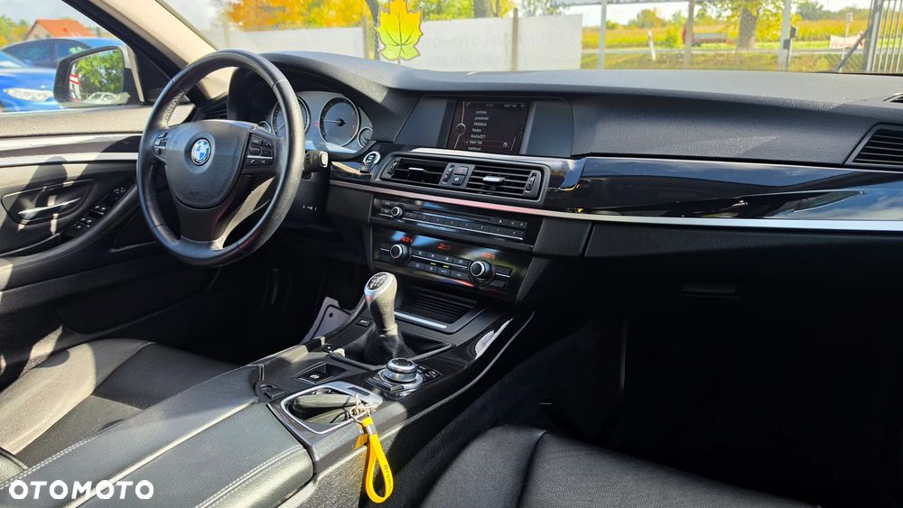 BMW Seria 5 520d Edition Fleet - 11