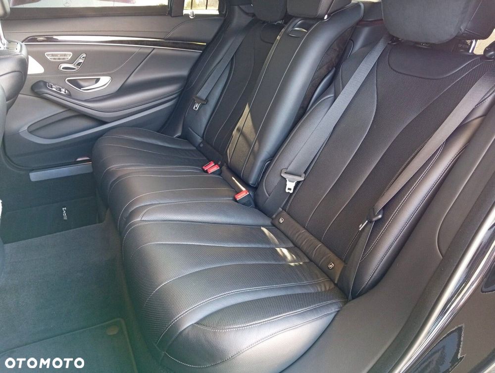 Mercedes-Benz Klasa S 400 d 4-Matic L 9G-TRONIC - 29