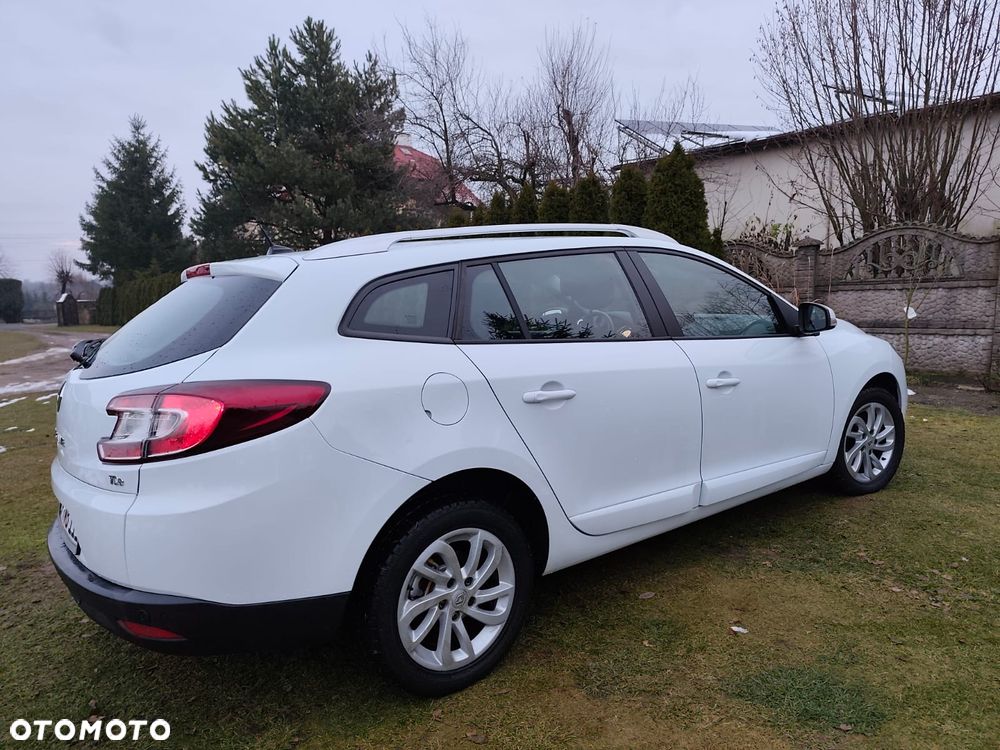 Renault Megane ENERGY TCe 115 Start & Stop Bose Edition - 9