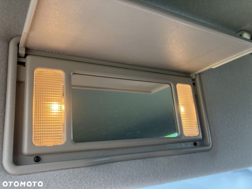 Toyota Corolla Verso 1.8 Gold - 11