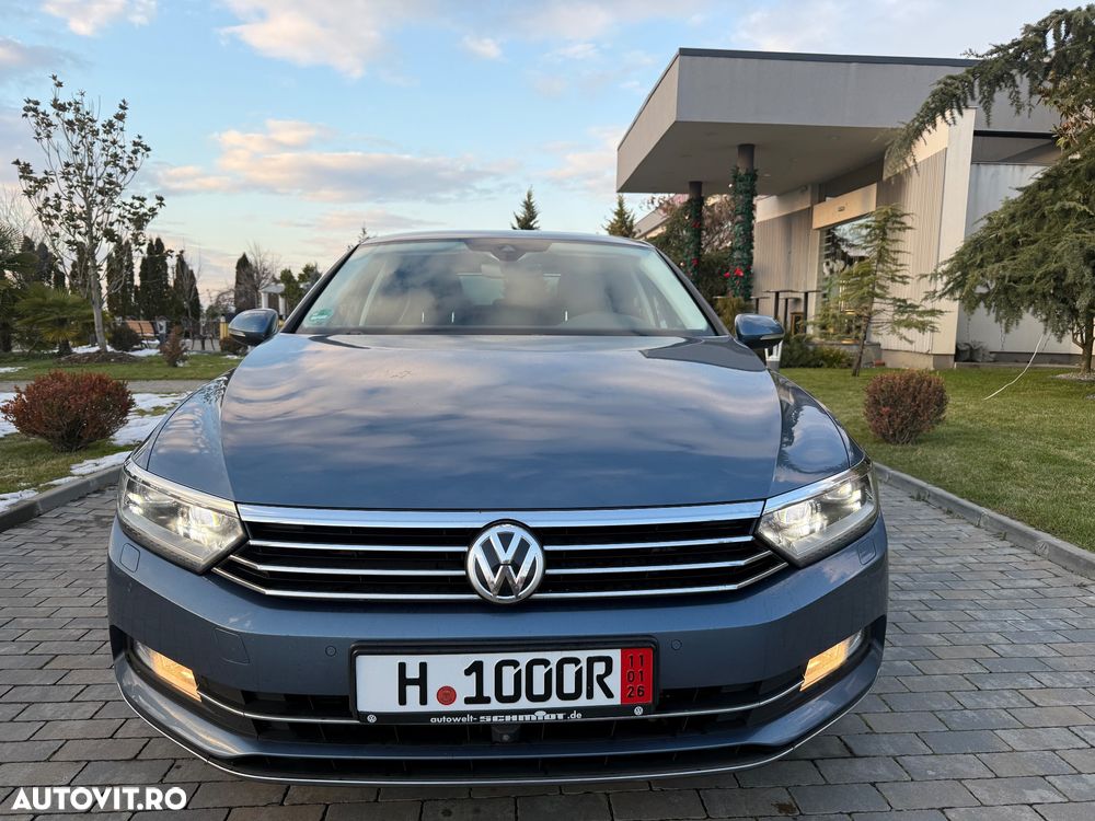 Volkswagen Passat - 4