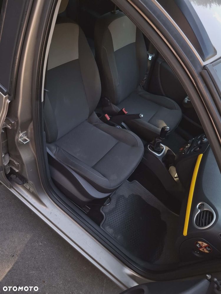 Renault Clio 1.5 dCi Alize - 13