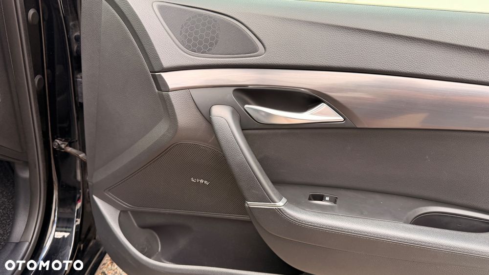 Hyundai i40 Kombi 2.0 Premium - 24
