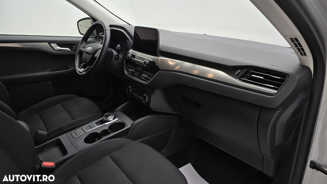 Ford Kuga - 20
