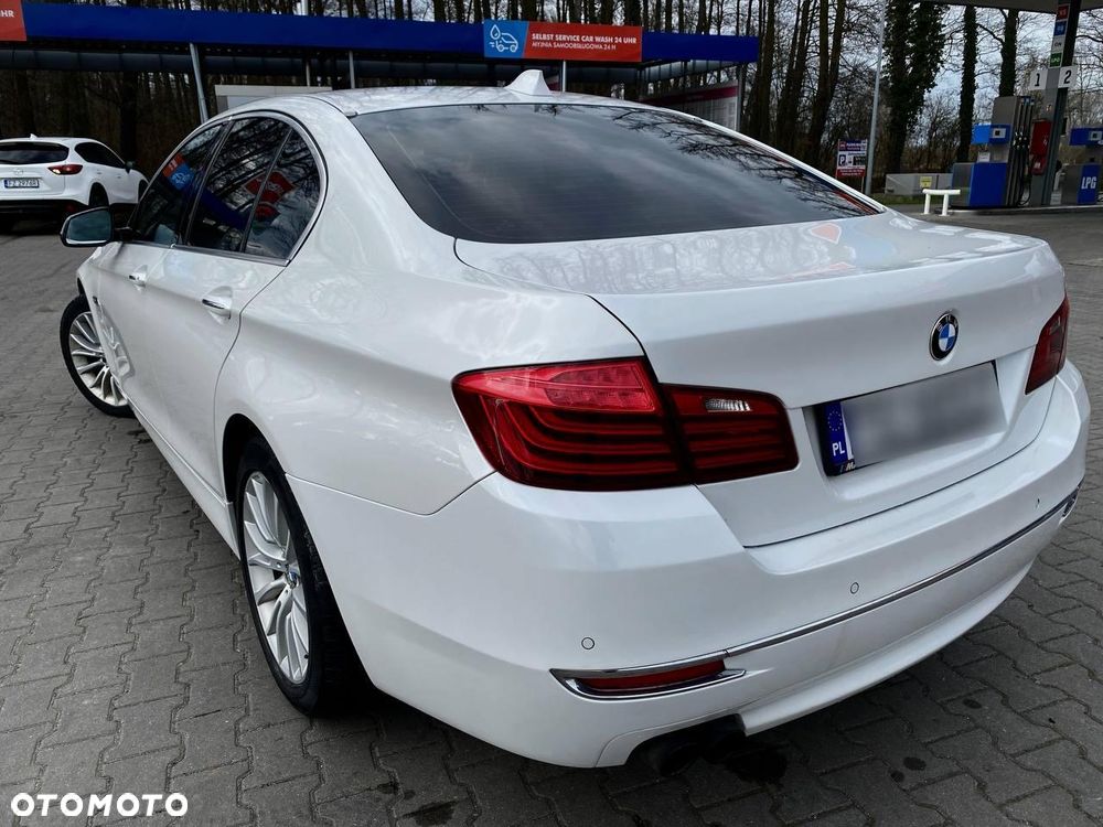 BMW Seria 5 530d xDrive Luxury Line - 16