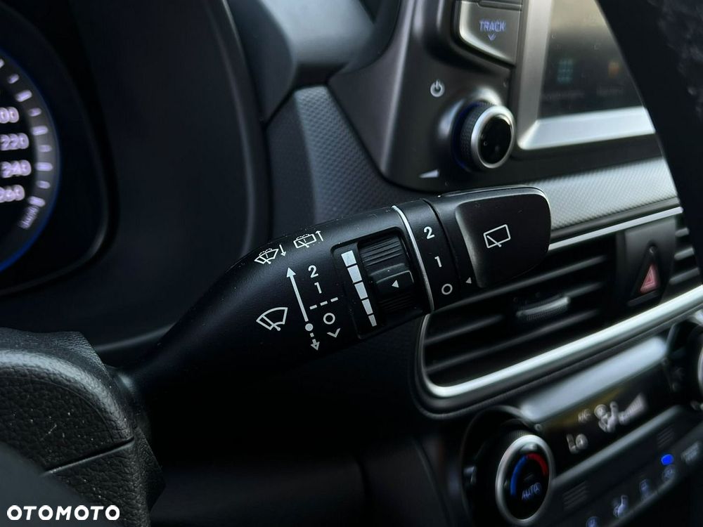 Hyundai Kona 1.6 T-GDI Comfort DCT - 22