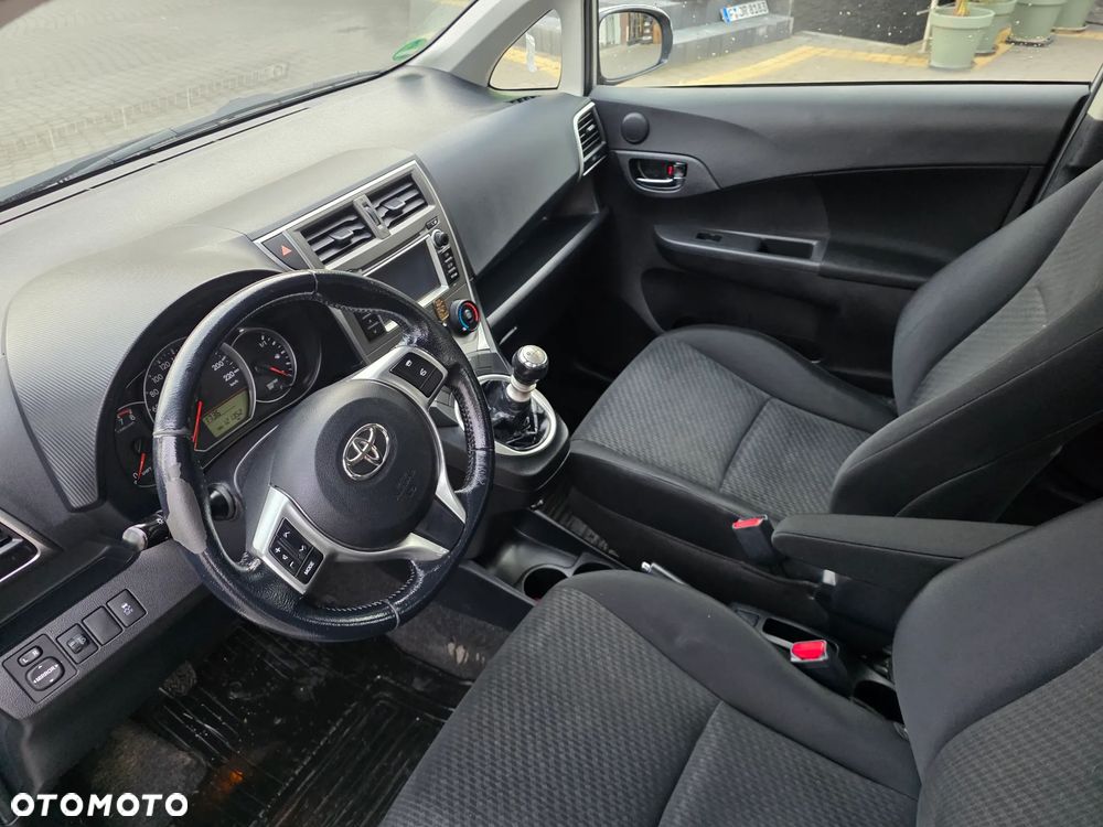 Toyota Verso S 1.33 VVT-i Comfort - 16